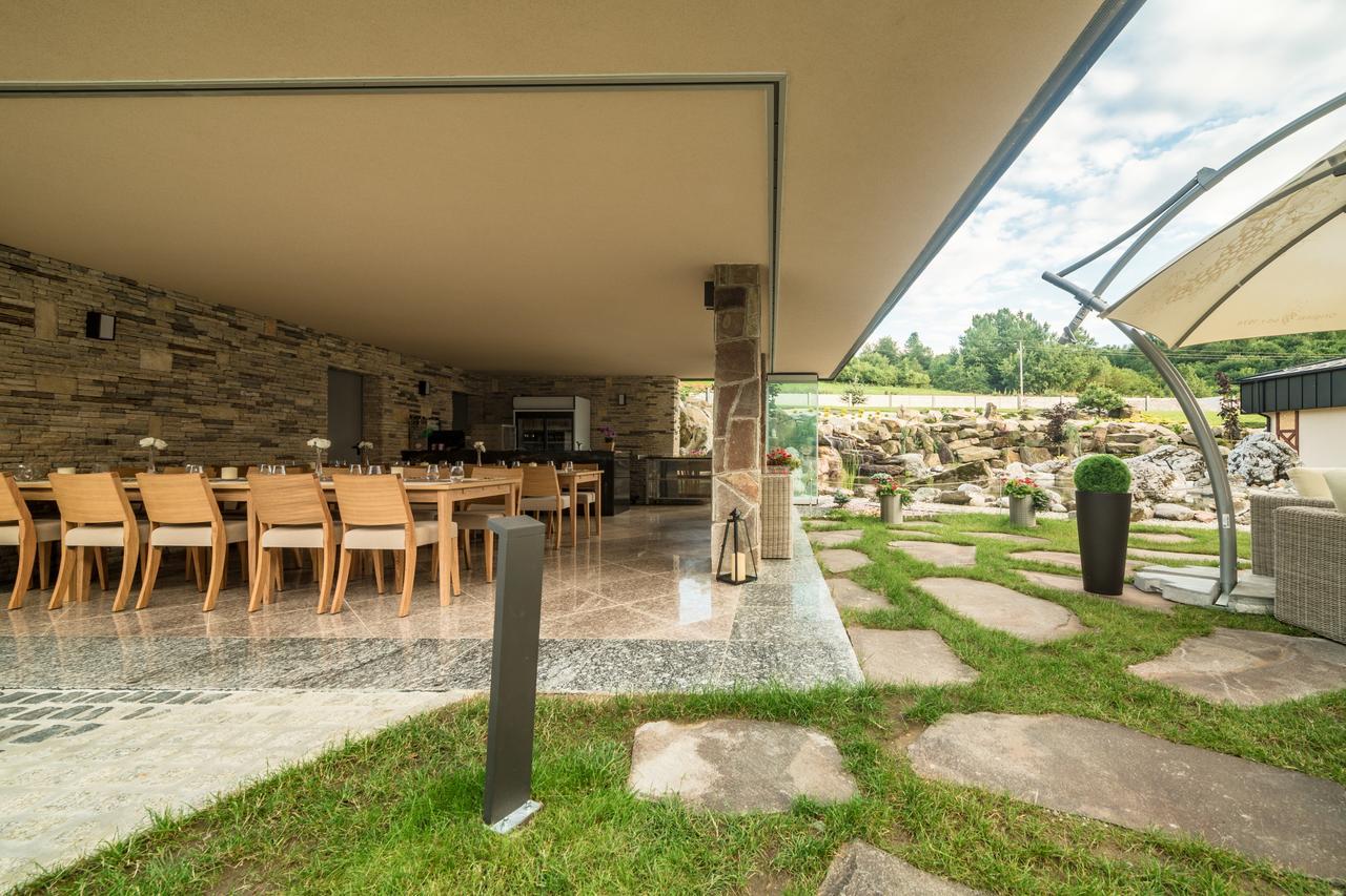 Village Resort Hanuliak Bela  Exterior photo